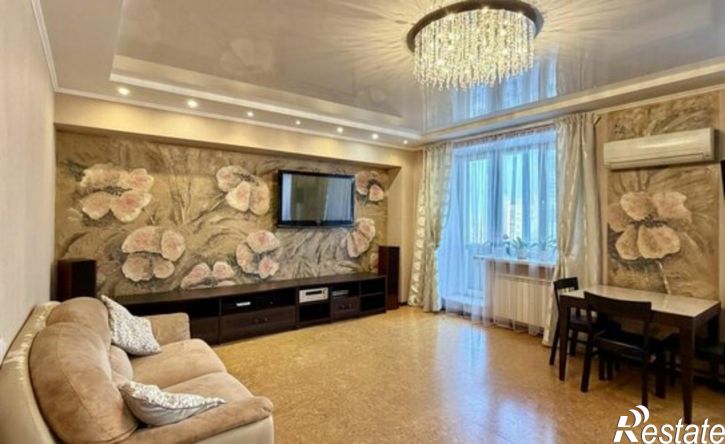 3-комн квартира ул Звездова, 62/4,  д. 62/4