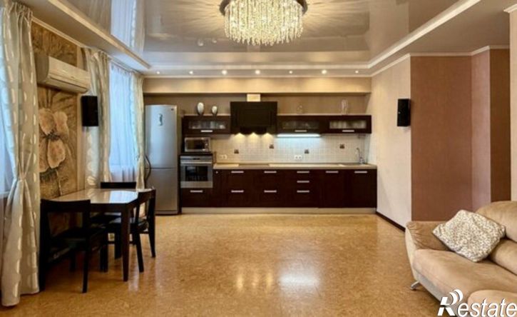3-комн квартира ул Звездова, 62/4,  д. 62/4