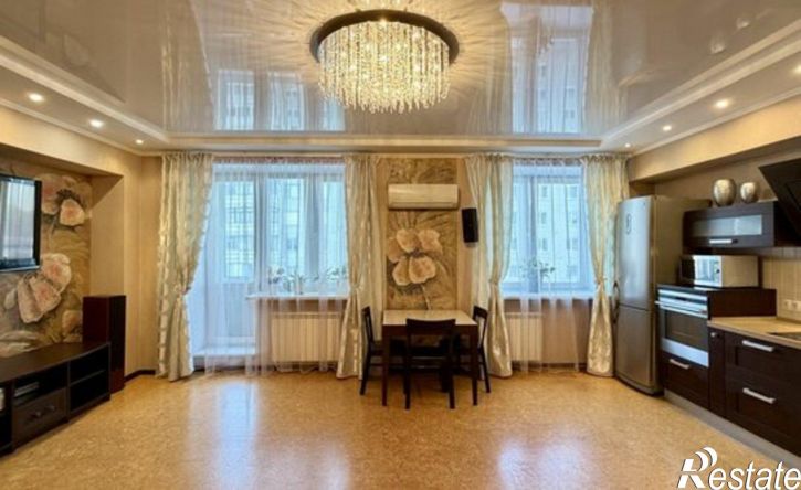 3-комн квартира ул Звездова, 62/4,  д. 62/4
