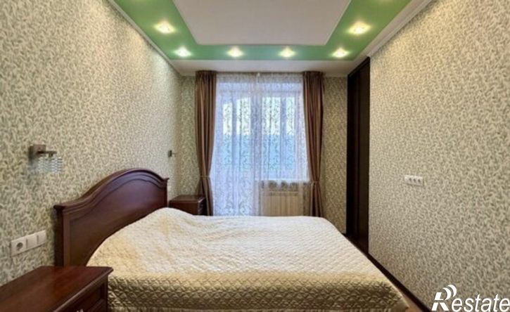 3-комн квартира ул Звездова, 62/4,  д. 62/4