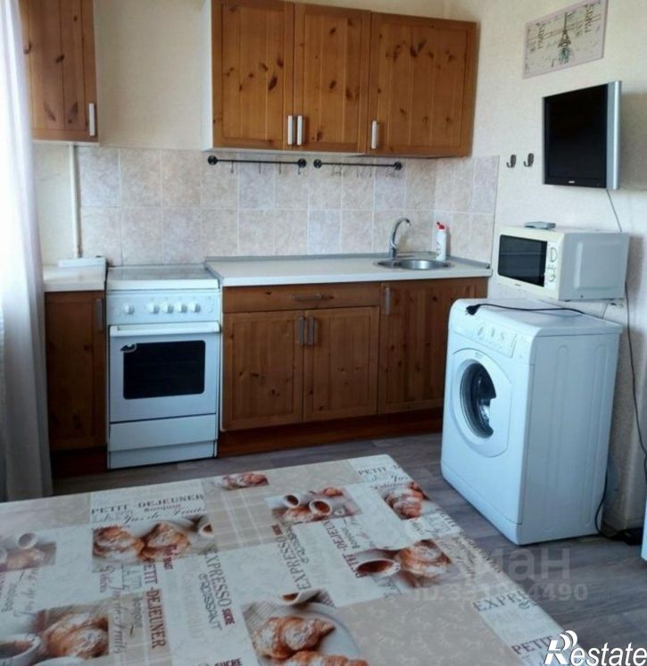 1-комн квартира ул Лисицкого, 5А,  д. 5А