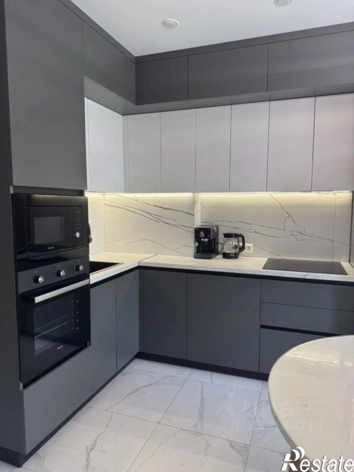 2-комн квартира ул 13-я Линия, 37 2,  д. 37 2,  к. 2