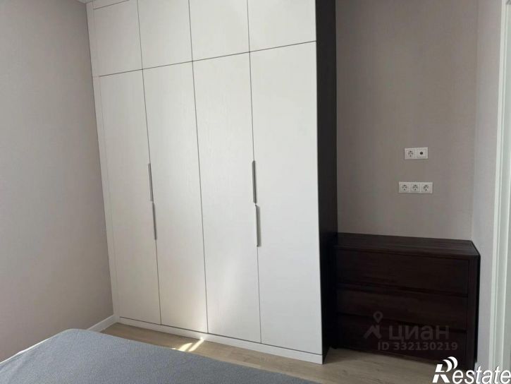 2-комн квартира ул 13-я Линия, 37 2,  д. 37 2,  к. 2