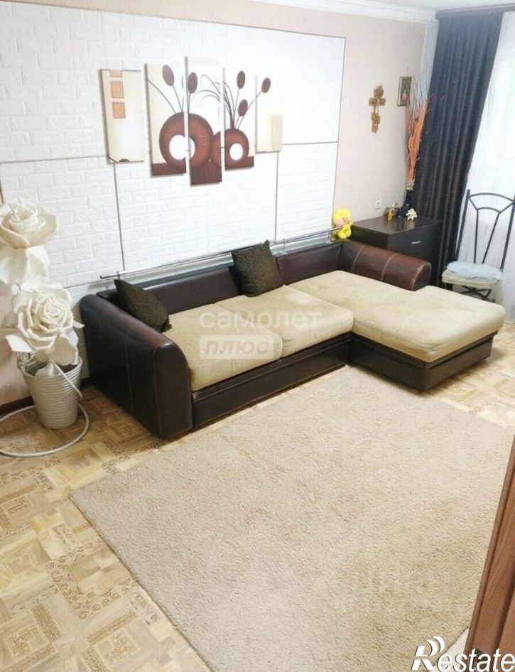 1-комн квартира Космический пр-кт, 105,  д. 105