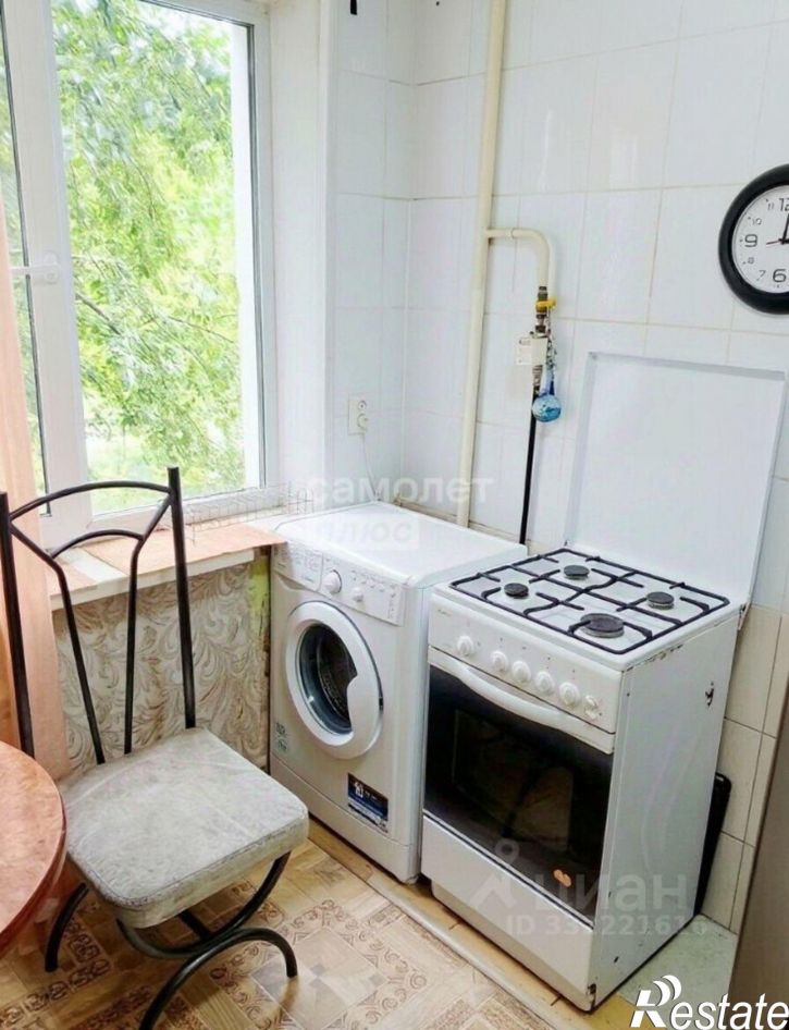 1-комн квартира Космический пр-кт, 105,  д. 105