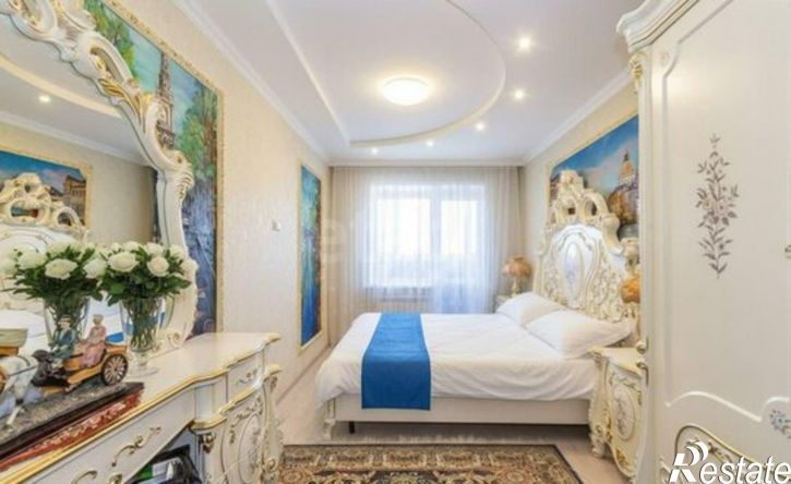 3-комн квартира ул Степанца, 3,  д. 3
