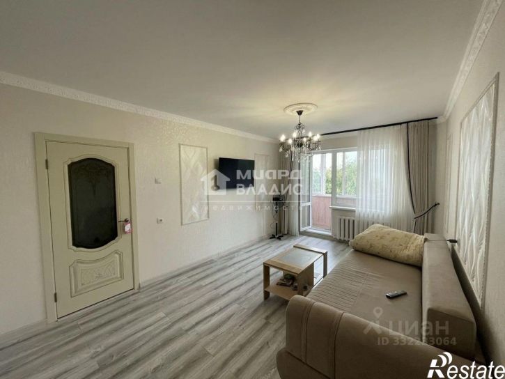 2-комн квартира пр-кт Комарова, 25,  д. 25