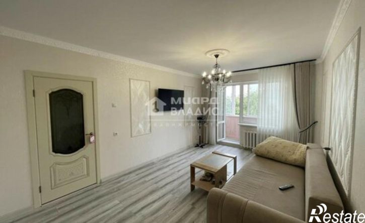 2-комн квартира пр-кт Комарова, 25,  д. 25