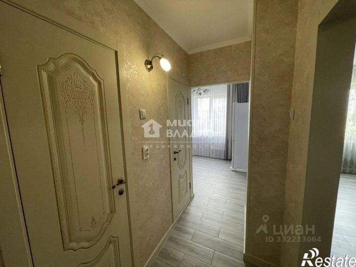 2-комн квартира пр-кт Комарова, 25,  д. 25