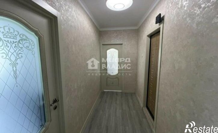 2-комн квартира пр-кт Комарова, 25,  д. 25