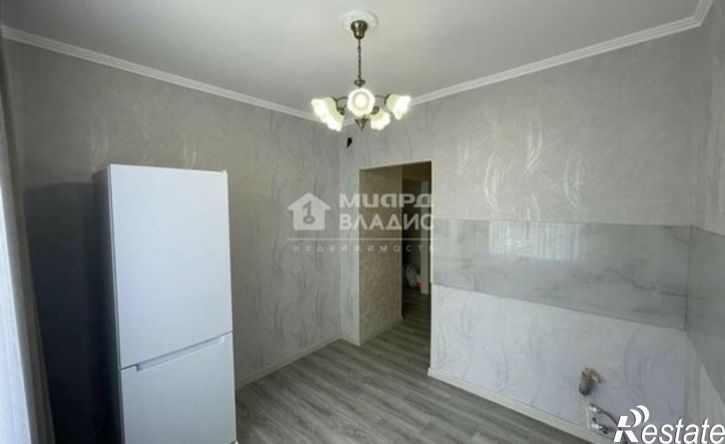 2-комн квартира пр-кт Комарова, 25,  д. 25