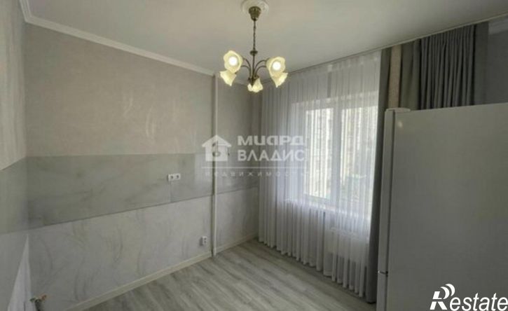 2-комн квартира пр-кт Комарова, 25,  д. 25