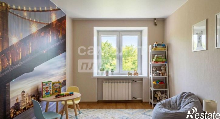 4-комн квартира ул Химиков, 20,  д. 20