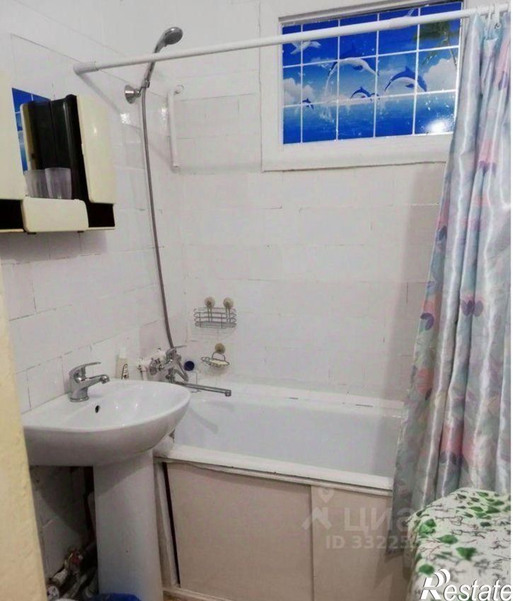 3-комн квартира ул Профинтерна, 26,  д. 26