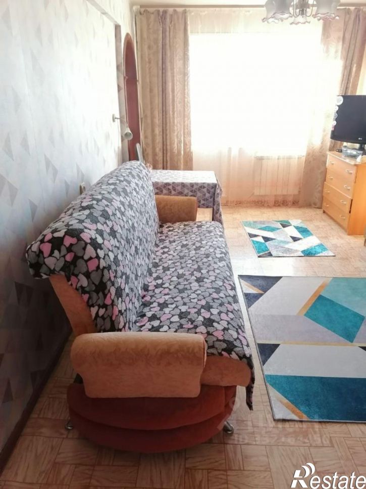 3-комн квартира микрорайон Загородный, 7