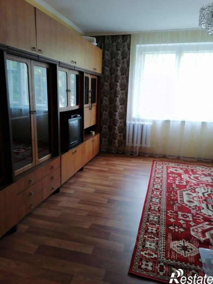 3-комн квартира ул 70 лет Октября, 20/2,  д. 20/2