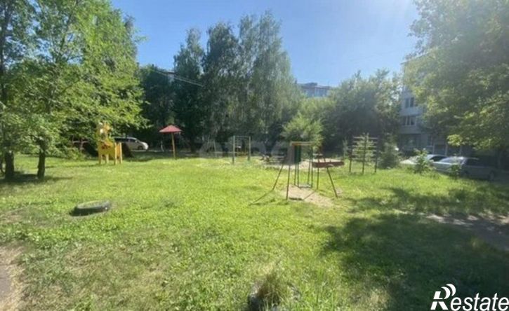 1-комн квартира ул Белозерова, 8,  д. 8
