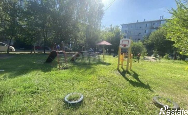 1-комн квартира ул Белозерова, 8,  д. 8