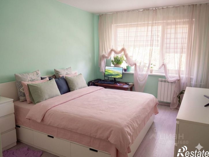 3-комн квартира ул Лукашевича, 15Г,  д. 15Г
