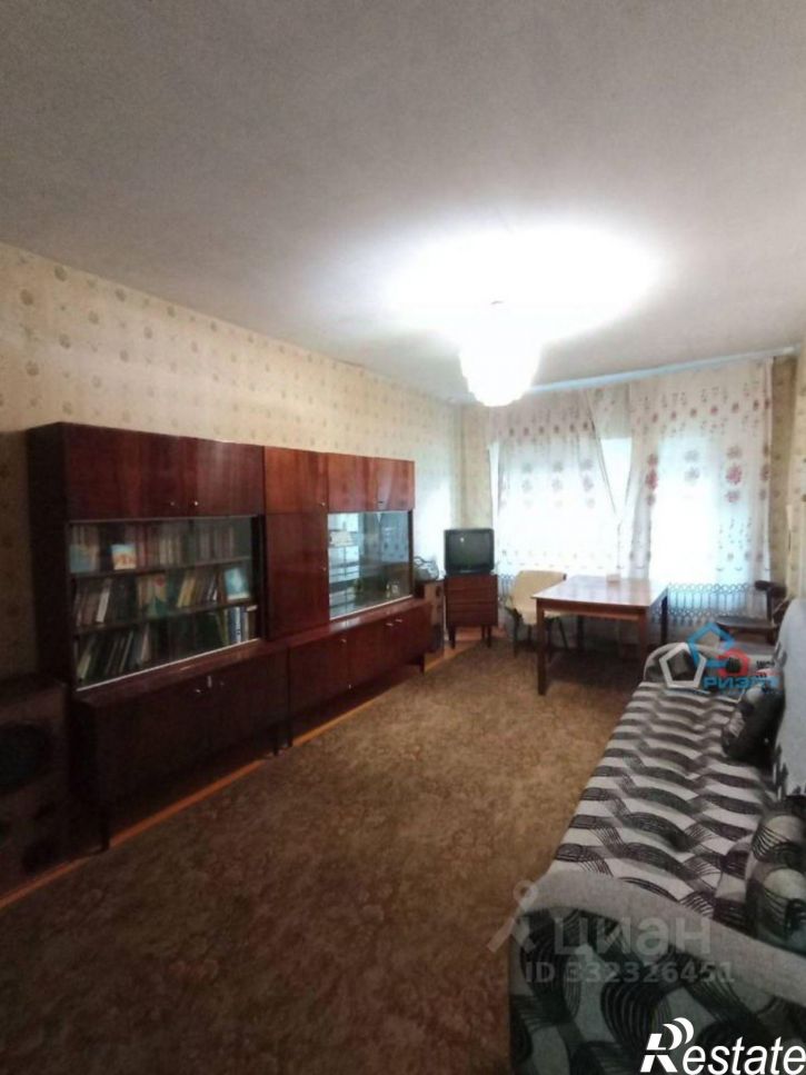2-комн квартира ул 50-летия ВЛКСМ, 8,  д. 8