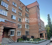 2-комн, 68кв м, этаж 3/5 ул Марка Никифорова, 9