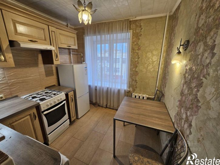 2-комн квартира ул Короленко, 2,  д. 2