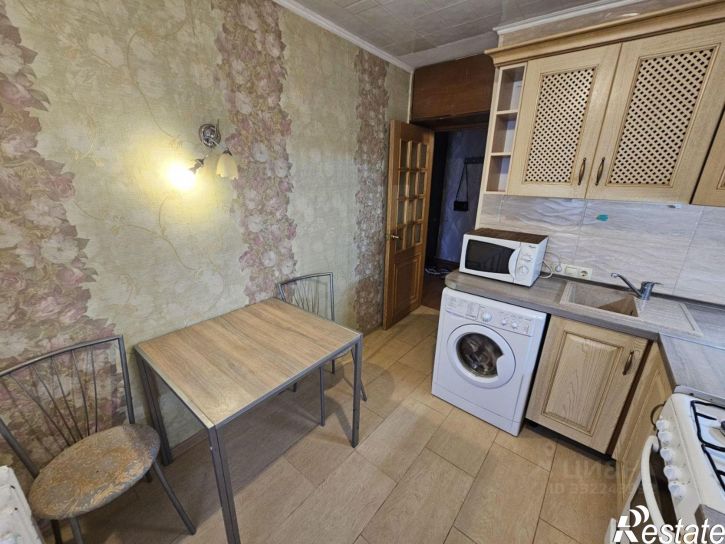 2-комн квартира ул Короленко, 2,  д. 2