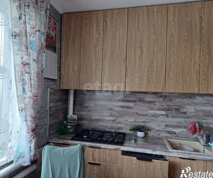 2-комн квартира ул Белозерова, 1,  д. 1