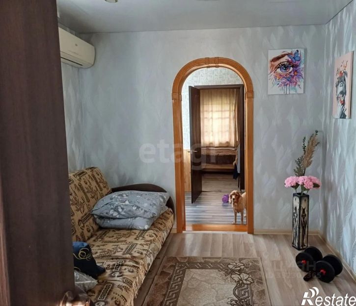 2-комн квартира ул Белозерова, 1,  д. 1