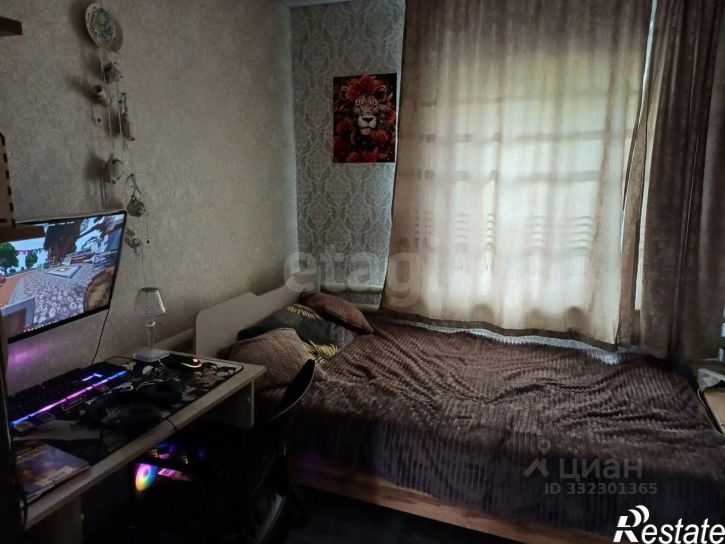 2-комн квартира ул Белозерова, 1,  д. 1