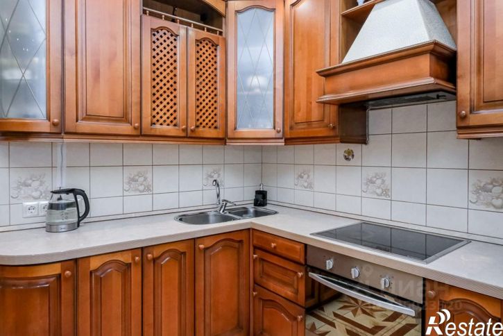 2-комн квартира ул Дианова, 20 2,  д. 20 2,  к. 2