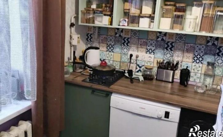 2-комн квартира ул 27-я Линия, 37А,  д. 37А