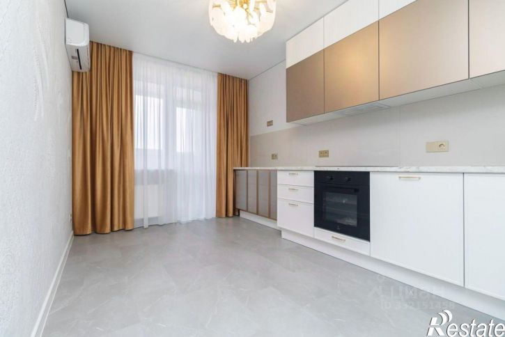 3-комн квартира улица 1-ой Красной Звезды, 73