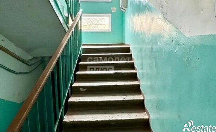2-комн квартира Космический пр-кт, 93,  д. 93