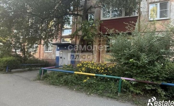 2-комн квартира Космический пр-кт, 93,  д. 93