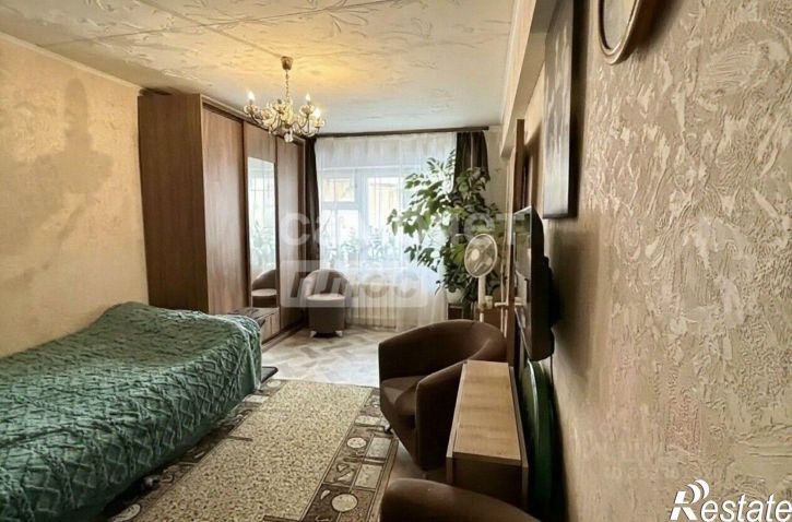 2-комн квартира Космический пр-кт, 93,  д. 93