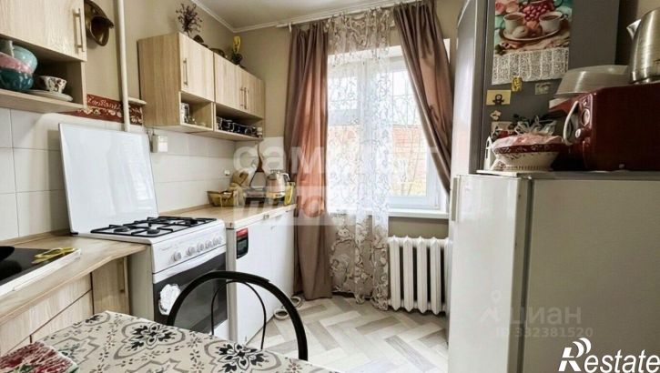 2-комн квартира Космический пр-кт, 93,  д. 93