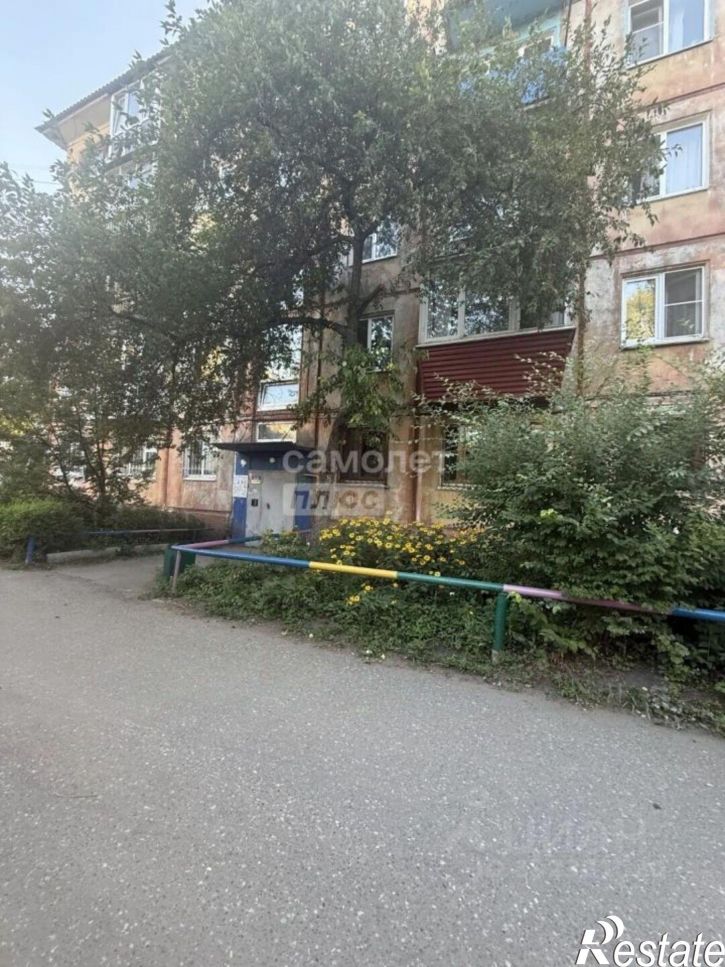 2-комн квартира Космический пр-кт, 93,  д. 93