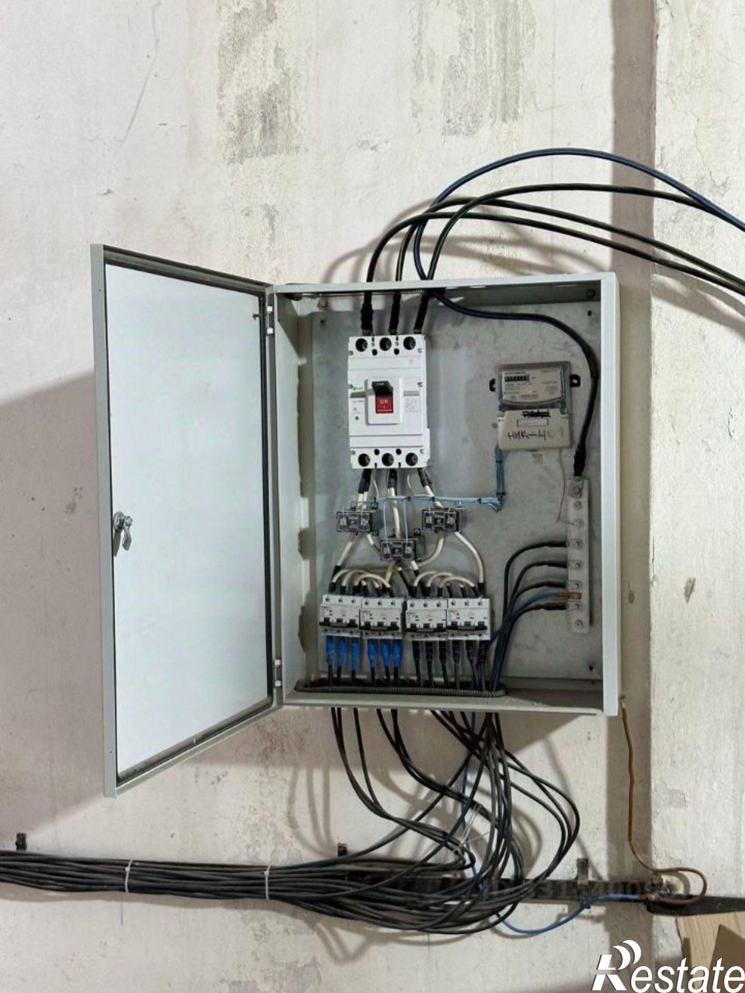 Купить складское помещение за 2 714 400 рублей на Красноярский тракт, 155/7