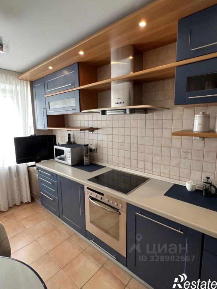 4-комн квартира ул Маршала Жукова, 105,  д. 105