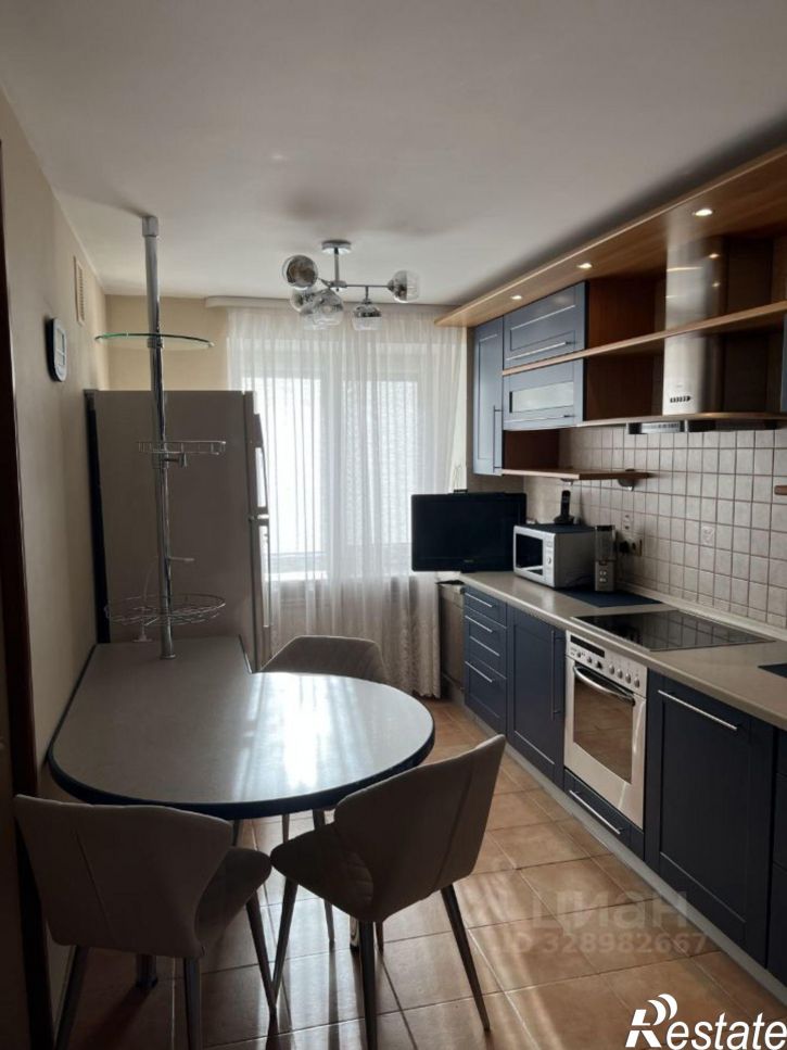 4-комн квартира ул Маршала Жукова, 105,  д. 105