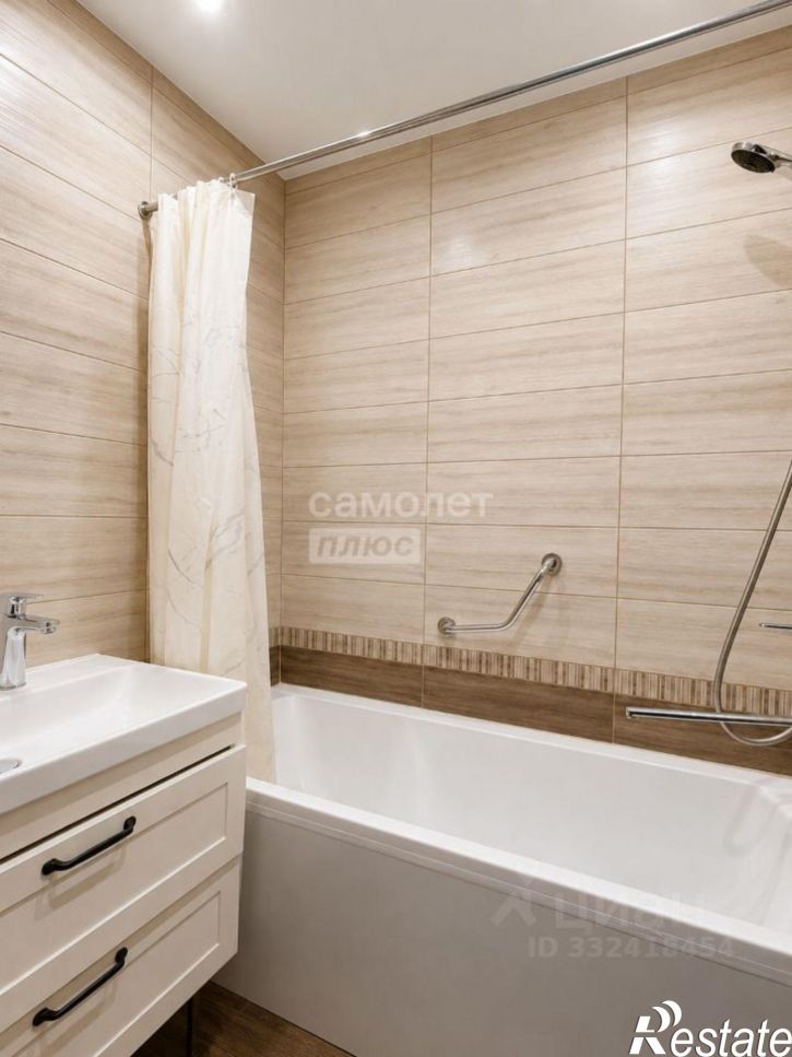 3-комн квартира ул Туполева, 5Б,  д. 5Б