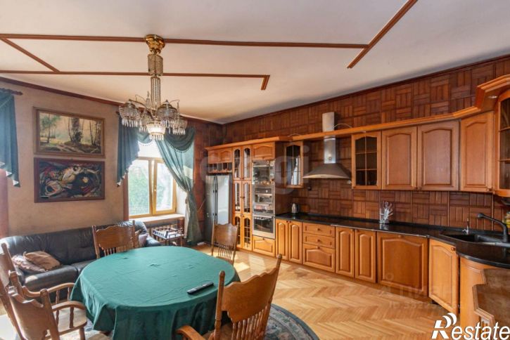 3-комн квартира ул Декабристов, 130,  д. 130