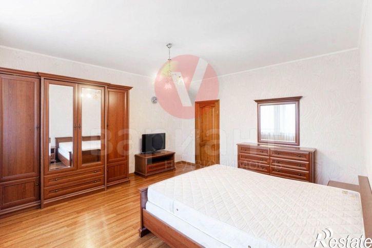 3-комн квартира ул Орловского, 5,  д. 5