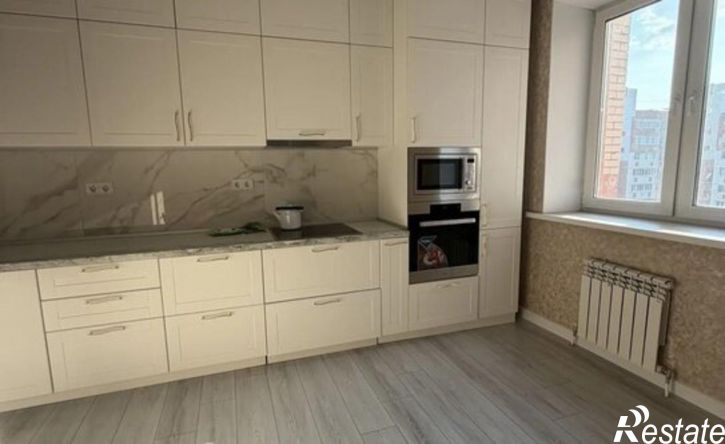 3-комн квартира ул 1-й Красной Звезды, 81,  д. 81