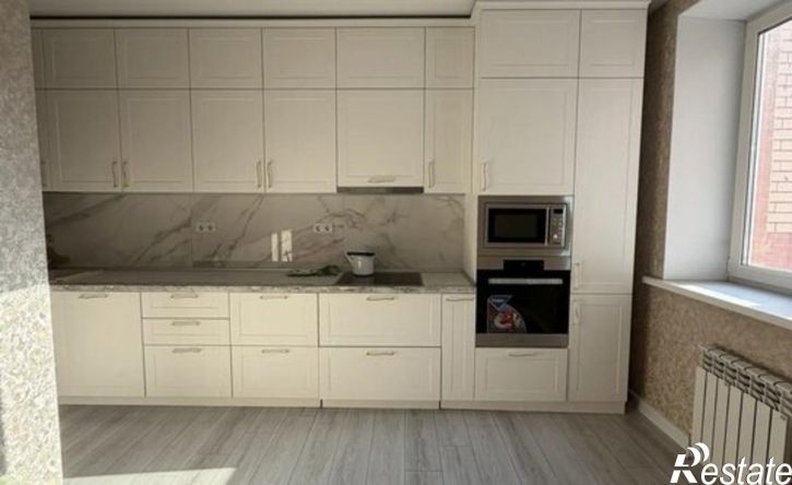 3-комн квартира ул 1-й Красной Звезды, 81,  д. 81