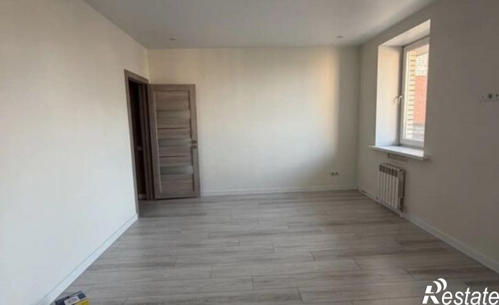 3-комн квартира ул 1-й Красной Звезды, 81,  д. 81