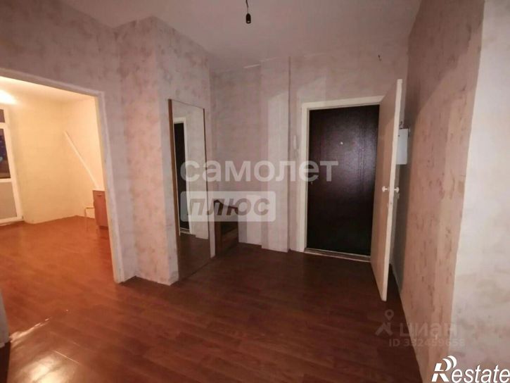 2-комн квартира ул Комкова, 8/1,  д. 8/1