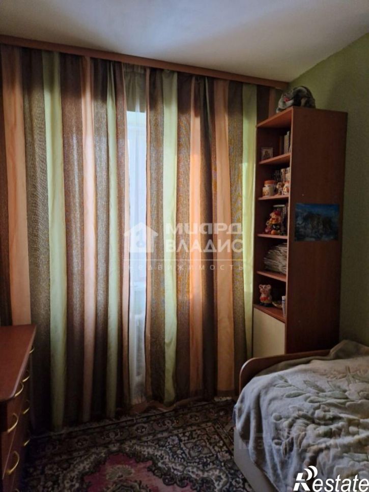 4-комн квартира ул Лукашевича, 8Б,  д. 8Б