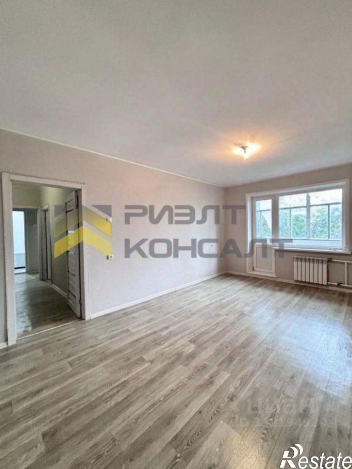 2-комн квартира ул Дианова, 8/1,  д. 8/1